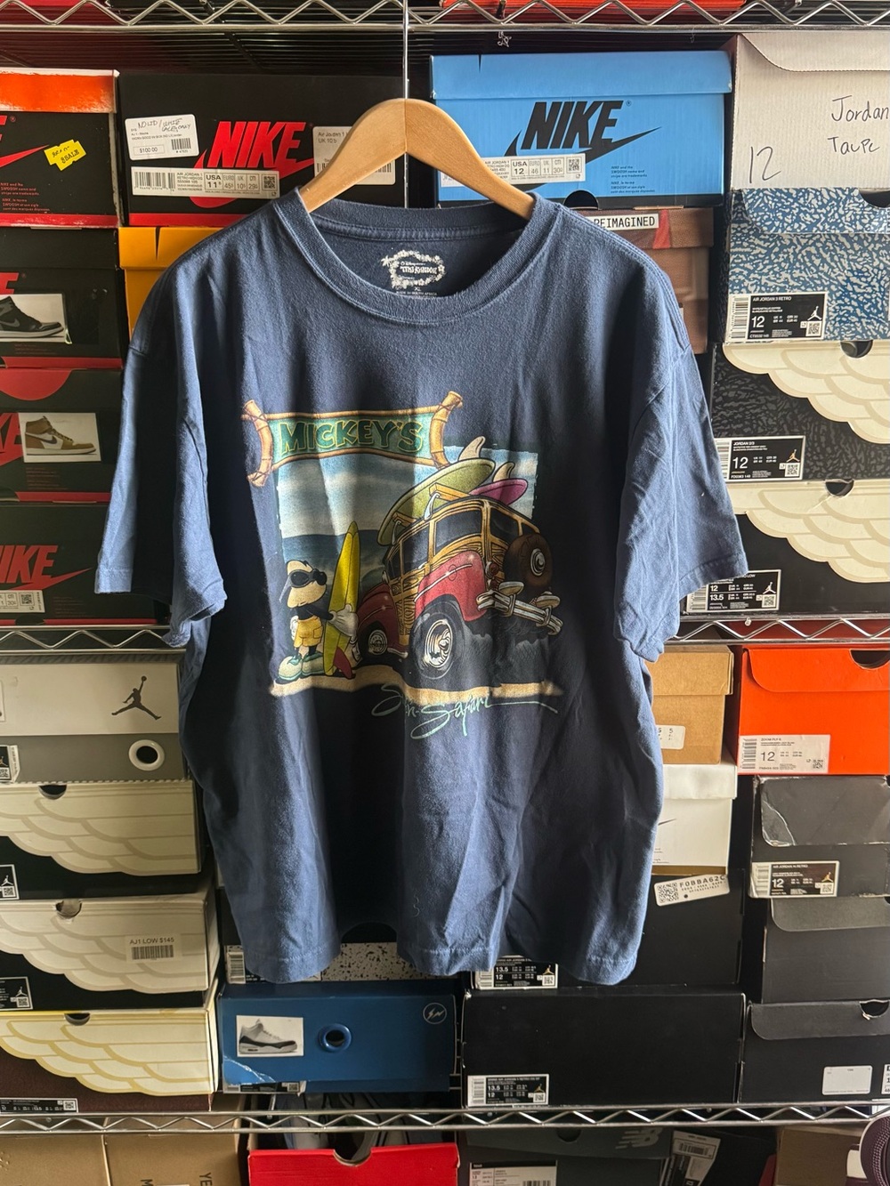 Vintage-Style Navy Graphic Men’s T-Shirt - Unbranded Disney